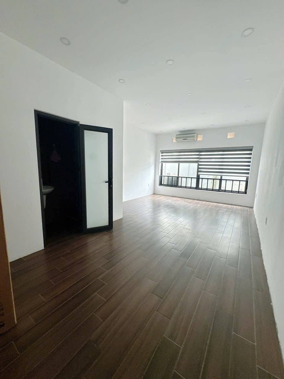 Bán Nhà Đẹp 1 trệt 2 lầu KĐT Chí Linh, P. Thắng Nhất, Vũng Tàu _ 70M_ TN_ Giá 8,1Tỷ