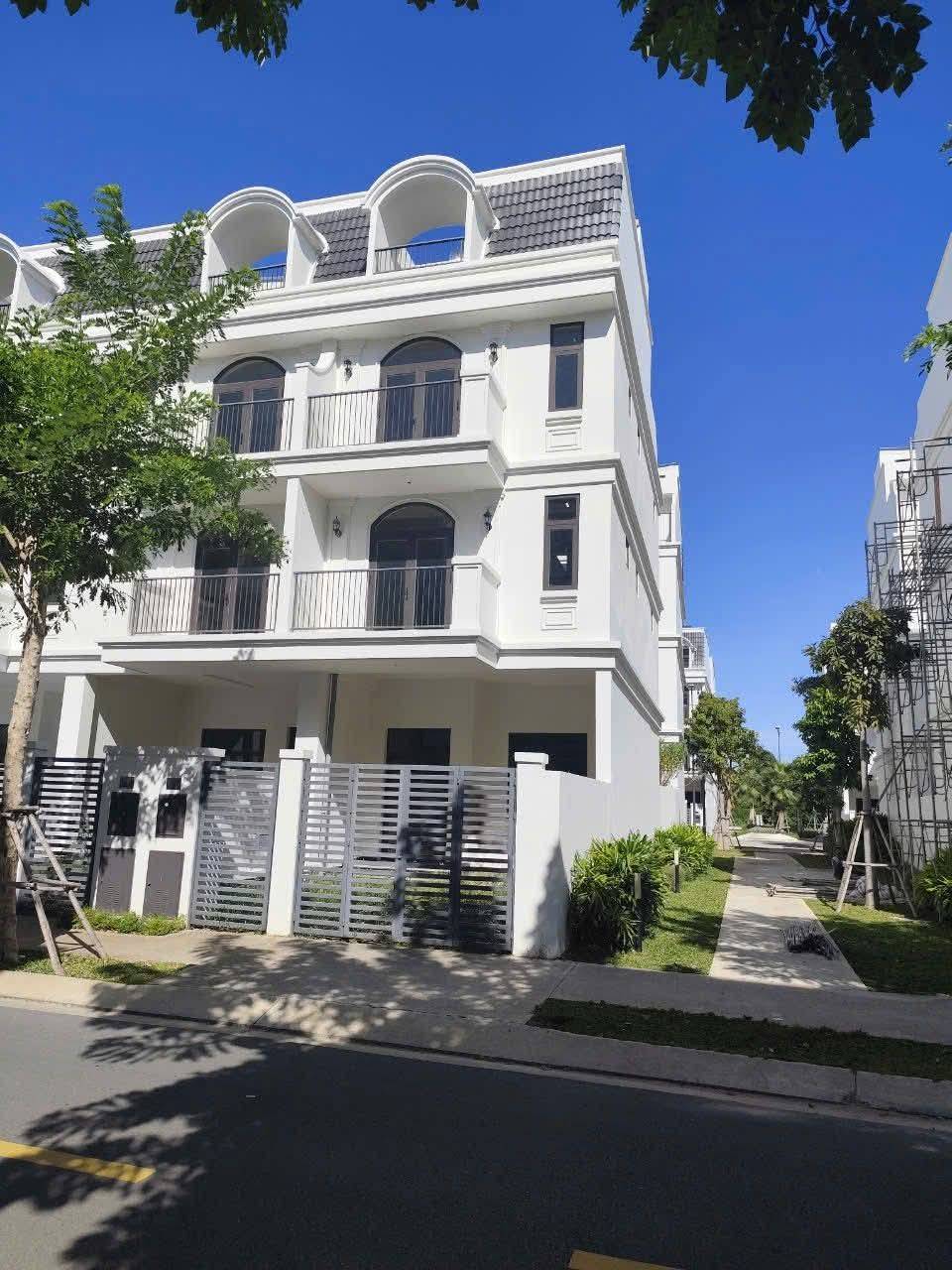 Bán Nhà Liền Kề KDC LAVIDA (Căn góc mảng xanh) , Phường 12 - DT: 88.4M2 (5.2x17)M - TB - Giá: 7.8 Tỷ