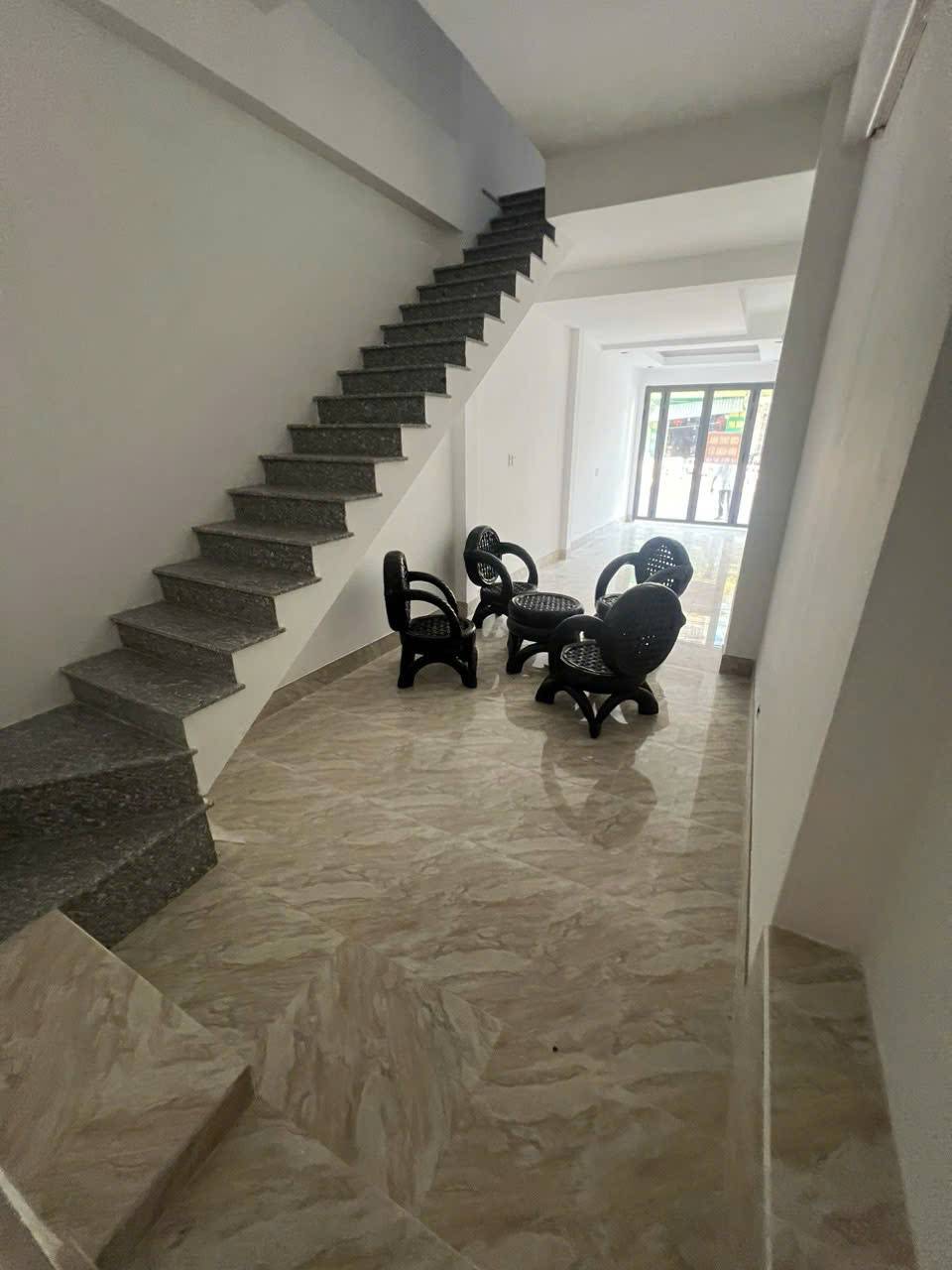 BÁN NHÀ 1 TRỆT 2 LẦU MẶT TIỀN ĐƯỜNG 30/4 - 41,6M (DÀI 13,4M) - TÂY BẮC - ĐƯỜNG 24M - GIÁ 6,3 TỶ (TL)