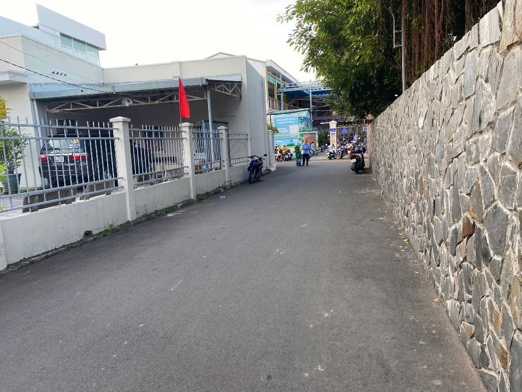 BÁN NHÀ MT PHẠM CỰ LẠNG, P. RẠCH DỪA, TPVT - 192M - THỔ CƯ- 11x20M - ĐN - GIÁ 5 TỶ