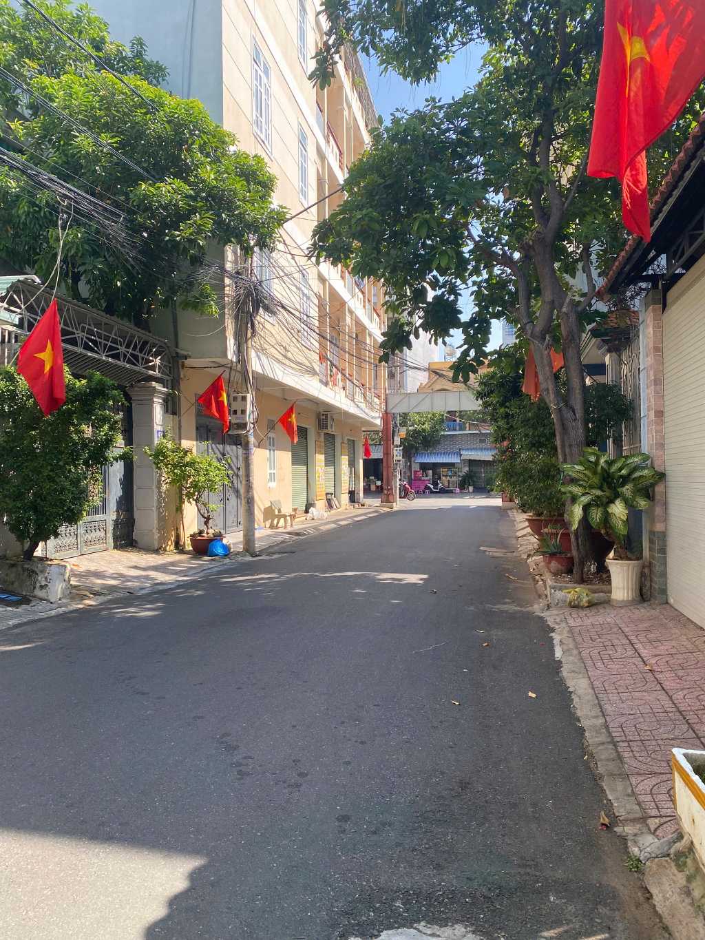 Bán Nhà Nội Bộ Nguyễn Tri Phương, P.7 -  Vũng Tàu - 100M2  KT(5 x 20)M - TB- Giá: 9.9 Tỷ
