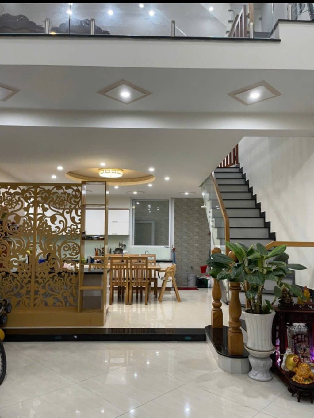 Bán gấp nhà 1trệt 1lửng 2lầu  mặt tiền phường 4, vũng tàu - 76m - 4,46x15m - tn - giá 8,5 tỷ