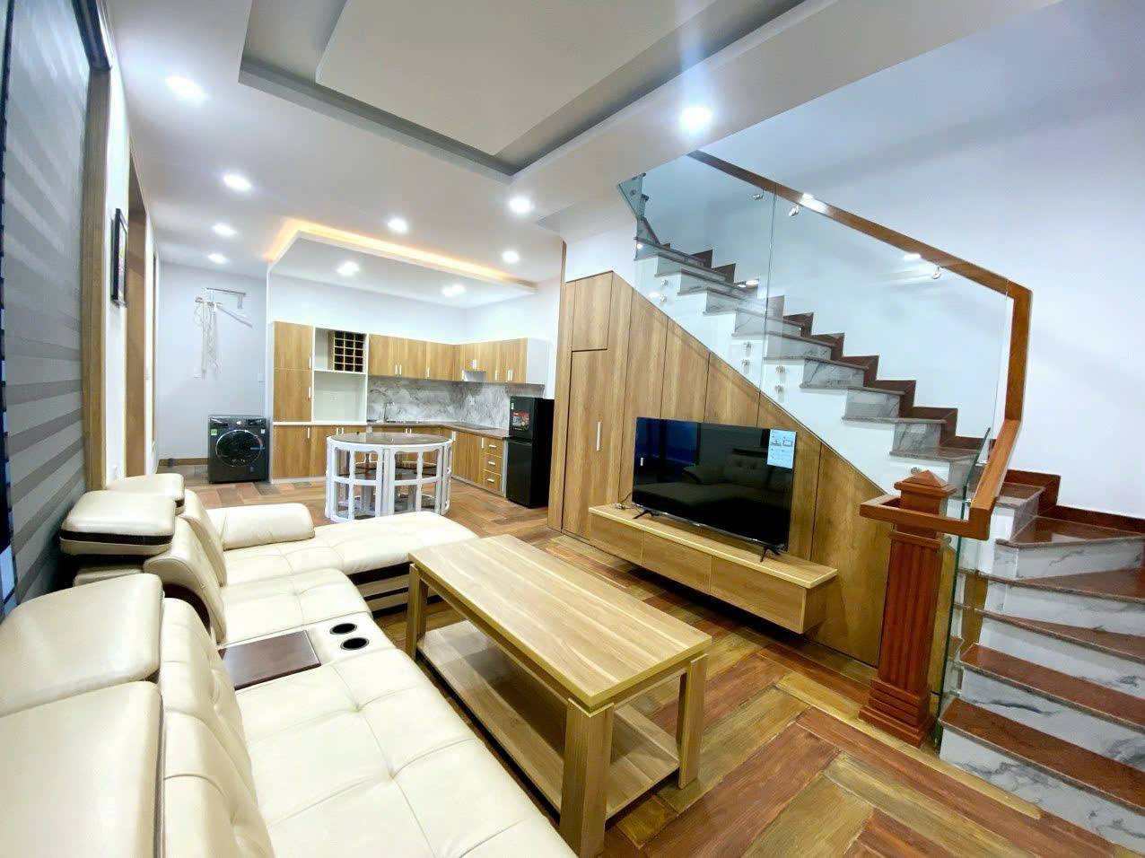 Nhà 1 t 3 lầu mặt tiền nguyễn thị minh khai. p8. vũng tàu – 88,1m – 14x7,3m – đn – giá 12 tỷ
