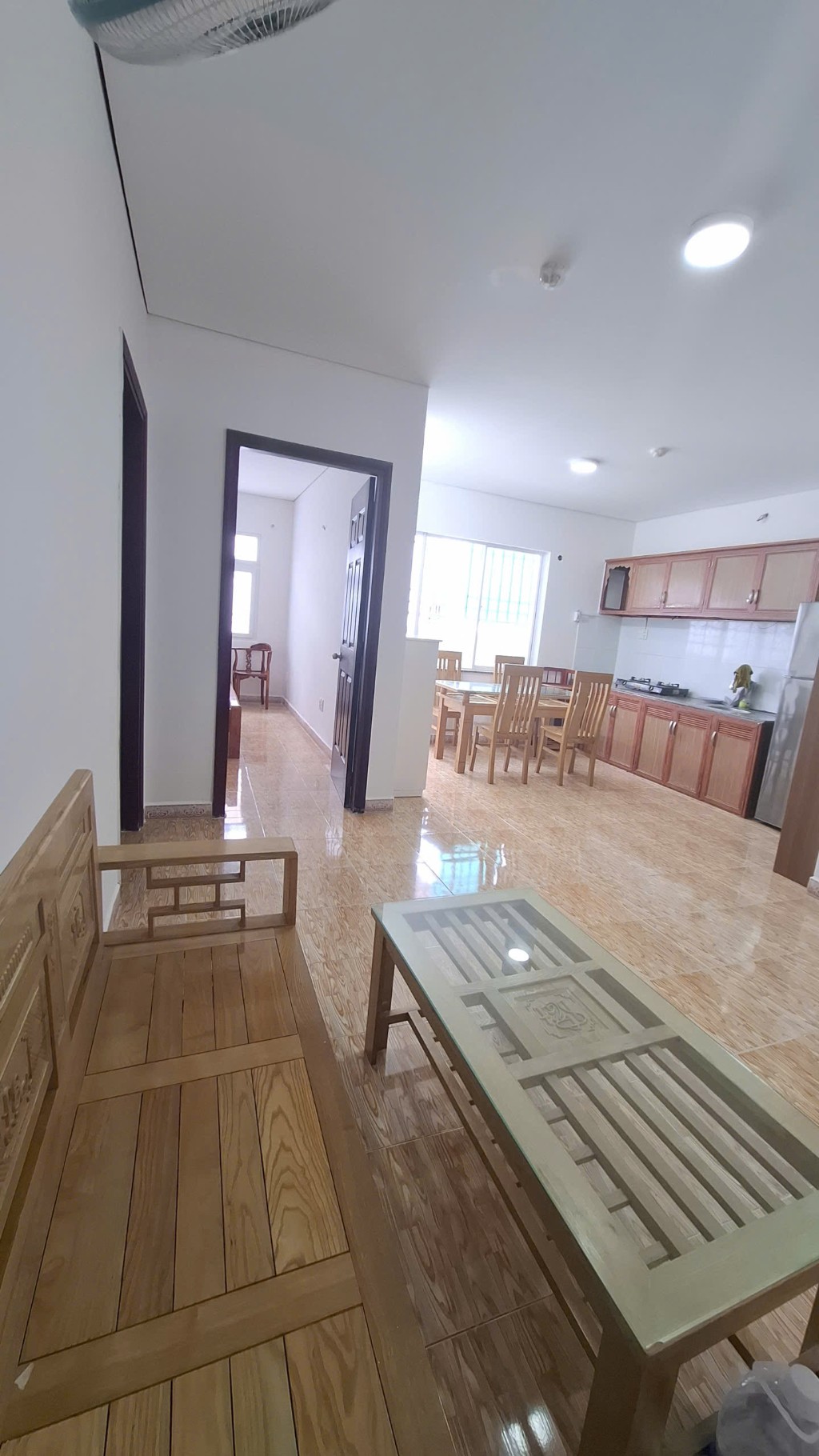 BÁN CĂN HỘ LAKESIDE - CĂN GÓC - 74M - 2PN 1WC - TẦNG TRUNG - VIEW HỒ - FULL NỘI THẤT - GIÁ 2.6 TỶ