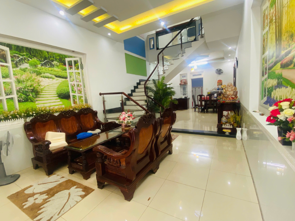 Bán Nhà 1 Trệt 2 Lầu MT Thanh Tịnh, KĐT Chí Linh- P. Rạch Dừa -  Vũng Tàu - 72M2  KT(4.5 x 16)M - TB- Giá: 13.9 Tỷ