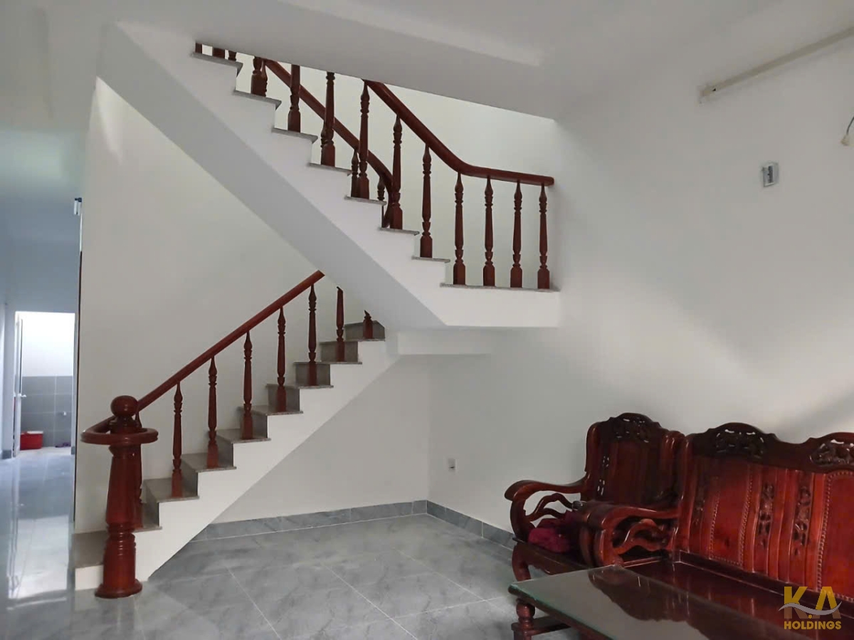 BÁN NHÀ 1 TRỆT 1 LẦU NGUYỄN BỈNH KHIÊM - P. THẮNG TAM - TN - HOÀN CÔNG - 54,6M - GIÁ 5,4 TỶ (TL)