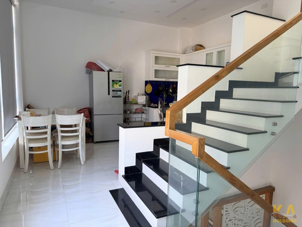 BÁN NHÀ 1 TRỆT 2 LẦU PHẠM HỒNG THÁI - P. TAM THẮNG - 47M - HẺM OTO RỘNG - ĐÔNG NAM - GIÁ 5,7 TỶ (TL)