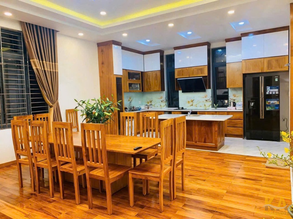 BÁN BIỆT THỰ  1 TRỆT 2 LẦU ÔNG ÍCH KHIÊM - 210M (14x15) - GARA OTO & THANG MÁY - TÂY BẮC & ĐÔNG NAM - ĐƯỜNG 17M - GIÁ 27 TỶ (TL)