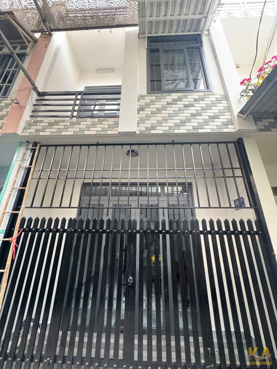 BÁN NHÀ 1 TRỆT 1 LẦU NGUYỄN BỈNH KHIÊM - P. THẮNG TAM - TN - HOÀN CÔNG - 54,6M - GIÁ 5,4 TỶ (TL)