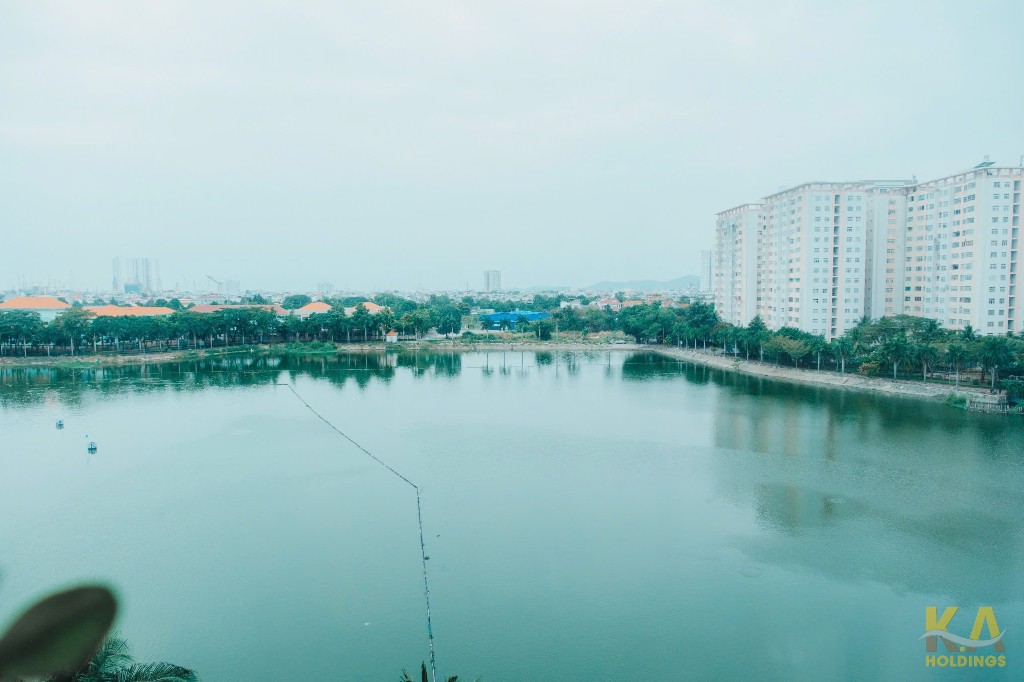 BÁN CĂN HỘ PHOENIX C - TẦNG THẤP - 70M - CẢI TẠO 3PN 1WC - NỘI THẤT CƠ BẢN - ĐÔNG NAM - VIEW HỒ - GIÁ 3,65 TỶ (TL)