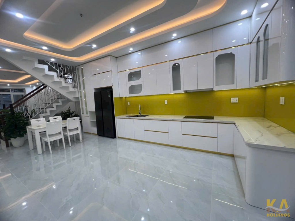 Bán gấp nhà MT Nguyễn Thiện Thuật, P.Thắng Nhất – 86M, 1 trệt 2 lầu, 3PN – Giá 9.8 tỷ TL