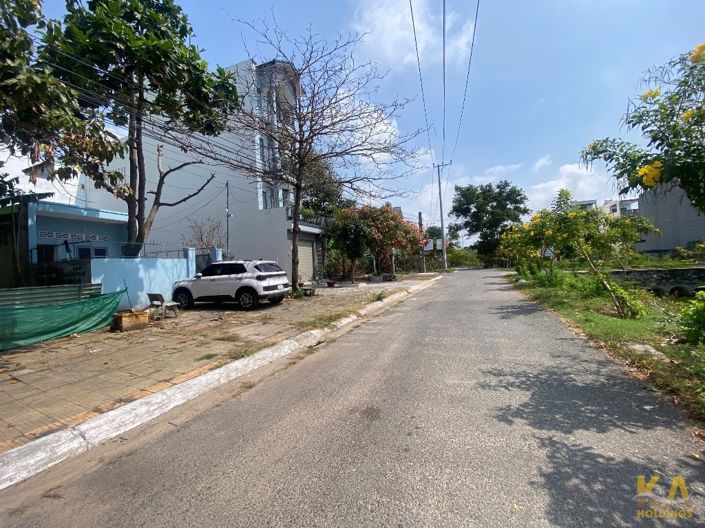 GIẢM GIÁ 500 TRIỆU_ BÁN LÔ ĐẤT KHANG LINH - P.10 (CŨ) - 99M (5x19,6) - ĐÔNG NAM - THỔ CƯ FULL - ĐƯỜNG 34M - GIÁ 5,5 TỶ (TL)