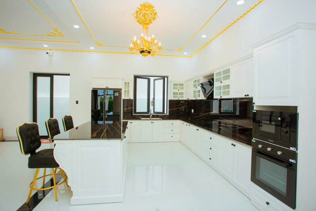 Bán biệt thự 1T 2L Đồi Ngọc Tước - Thắng Tam - Vũng Tàu. - DT: 355M2 (14x26)M - ĐN - Hoàn Công - Giá: 65 Tỷ