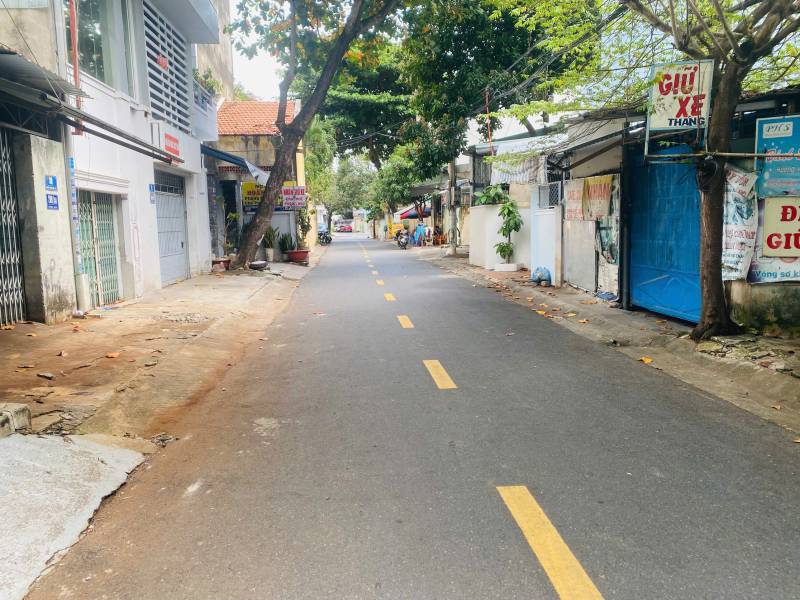 Bán Nhà 1 Trệt 2 Lầu Đường Nguyễn Trọng Quản, P. 8, Vũng Tàu - 100M2  KT(5 x 20)M - TB- Giá: 9.1 Tỷ