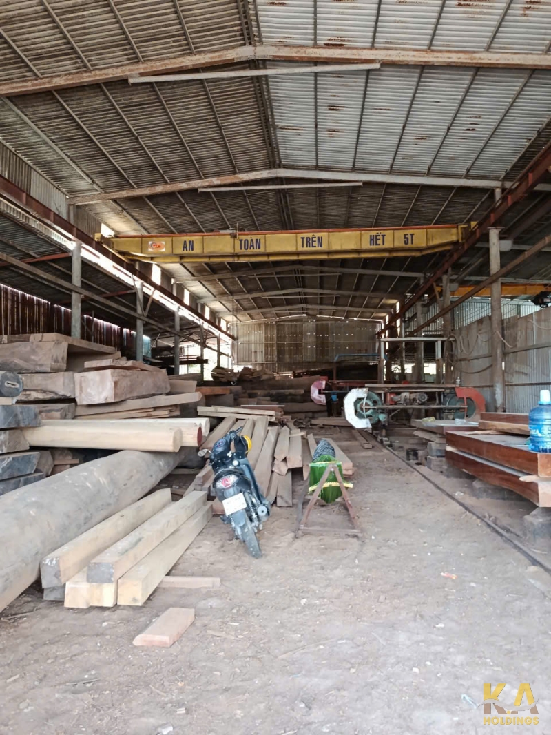 CHO THUÊ NHÀ XƯỞNG MẶT TIỀN ĐƯỜNG 2/9 – 500M² – CẨU TRỤC 5 TẤN - 3 PHA