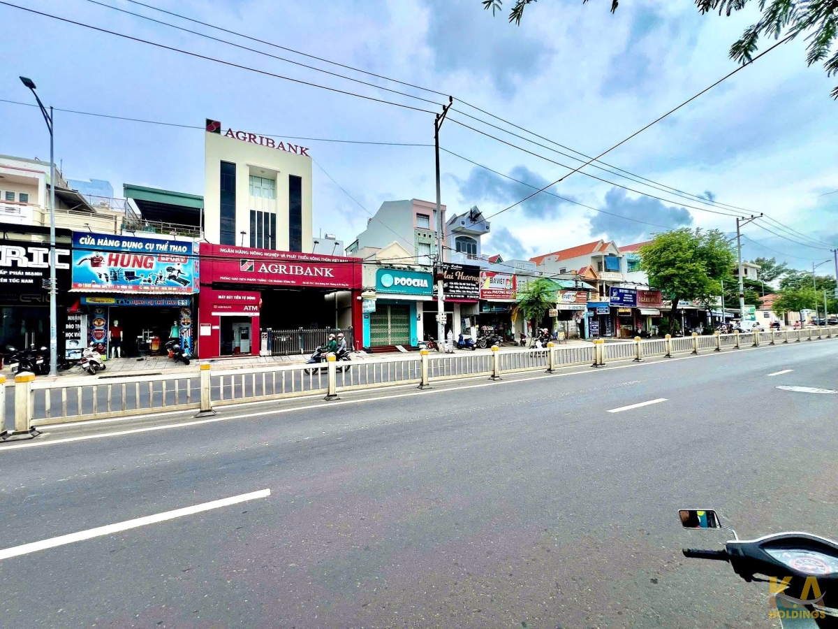 BÁN NHÀ MẶT TIỀN ĐƯỜNG 30/4 – P. RẠCH DỪA, TP. VŨNG TÀU – 1 TRỆT 1 LẦU - 65,6M – GIÁ 8,2 TỶ