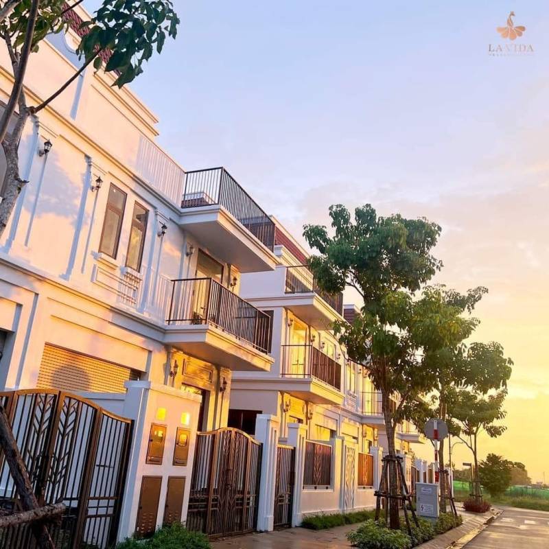 Bán Nhà Liền Kề KDC LAVIDA (Căn góc mảng xanh) , Phường 12 - DT: 88.4M2 (5.2x17)M - TB - Giá: 8.2 Tỷ