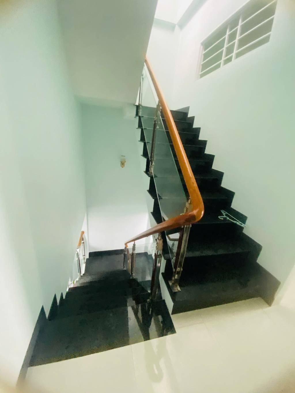 Bán Nhà 1 Trệt 1 Lầu Nguyễn Hữu Cảnh - Rạch Dừa - TP Hồ Chí Minh - 101m- (5.3 x 19)M - TB - Giá 9,5 tỷ