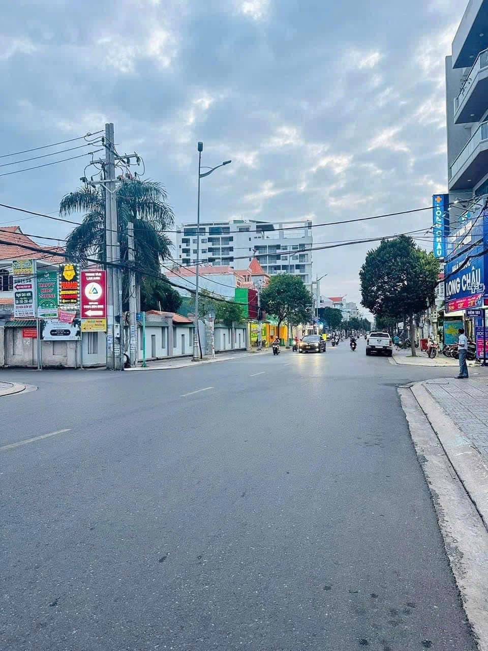 NHÀ MẶT TIỀN ĐƯỜNG BÌNH GIÃ - BÙI THIỆN NGỘ - P10 - TP VŨNG TÀU- 177M - ĐN - GIÁ 10 TỶ