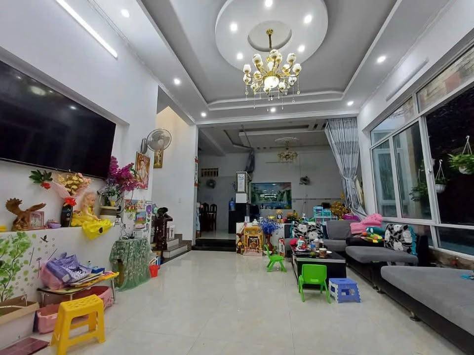 BÁN BIỆT THỰ HẺM ÔTÔ ĐƯỜNG PHAN CHU TRINH, P2, 148M (10,22 x 15,7) - ĐÔNG NAM - GIÁ 13,9 TỶ
