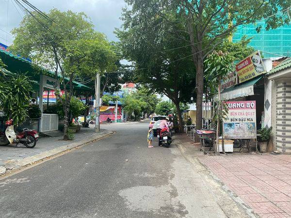 Bán đất Biệt thư KĐT CHÍ Linh 1-  186m2 (14x13,3) - ĐB - Giá 20,5 tỷ