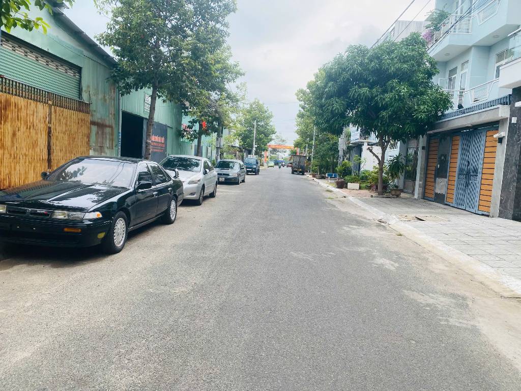 BÁN GẤP LÔ ĐẤT BIỆT THỰ KHANG LINH, PHƯỜNG 11, TPVT, 210M_ 10,5X20M_ TB_ GIÁ 9.2 TỶ