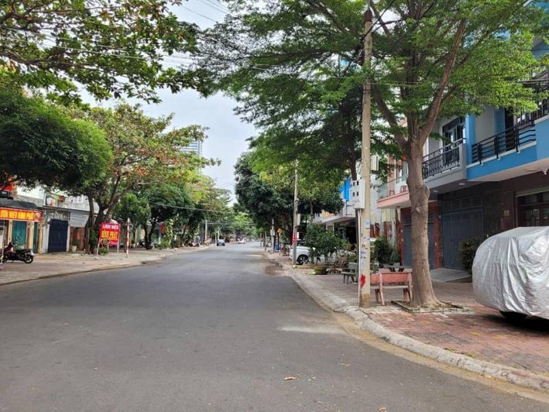 Nhà 4 tầng  mặt tiền ông ích khiểm - 89m -5x17,8m - đn - giá 12,5 tỷ
