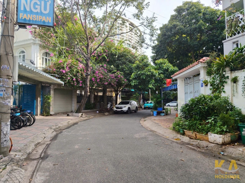 CHO THUÊ NHÀ TẦNG 1 & 2 KHU ĐÔ THỊ CHÍ LINH – DIỆN TÍCH TỔNG 280M²,NGANG 9.GIÁ 16 TRIỆU