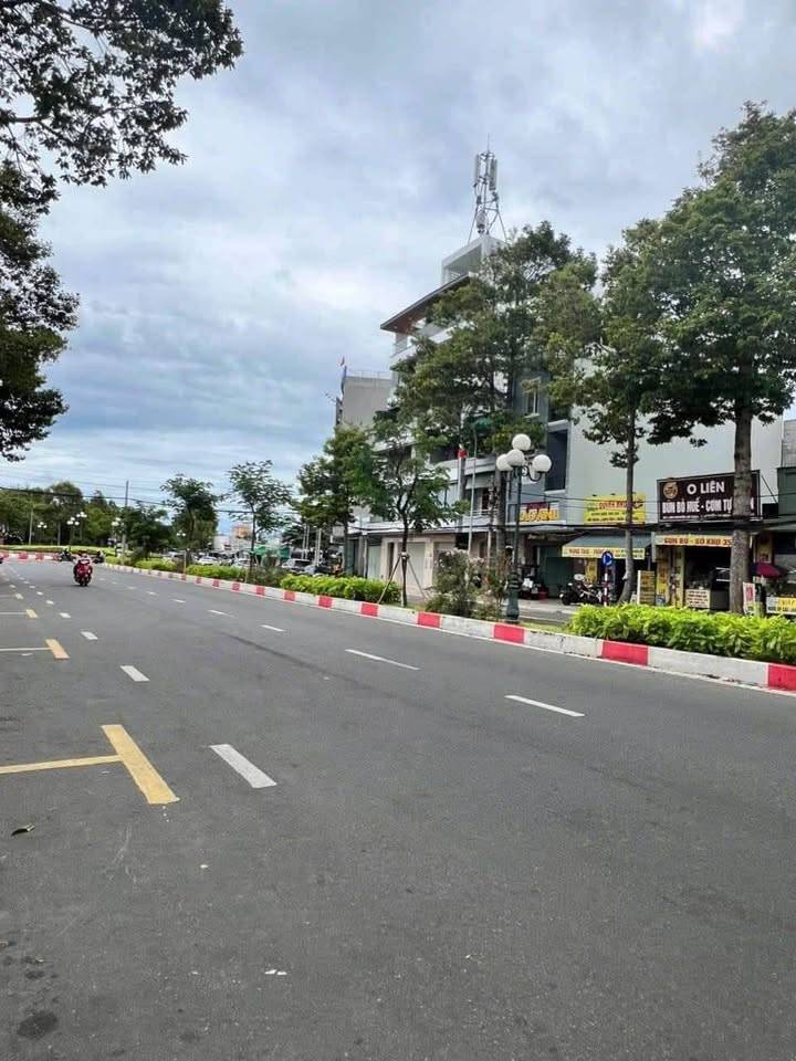 Bán Đất Mặt Tiền Nguyễn An Ninh (Gần vòng xoay 3/2)- P. Tam Thắng  -  Vũng Tàu - 86M2  KT(5 x 17)M - ĐB - Giá: 12.999 Tỷ