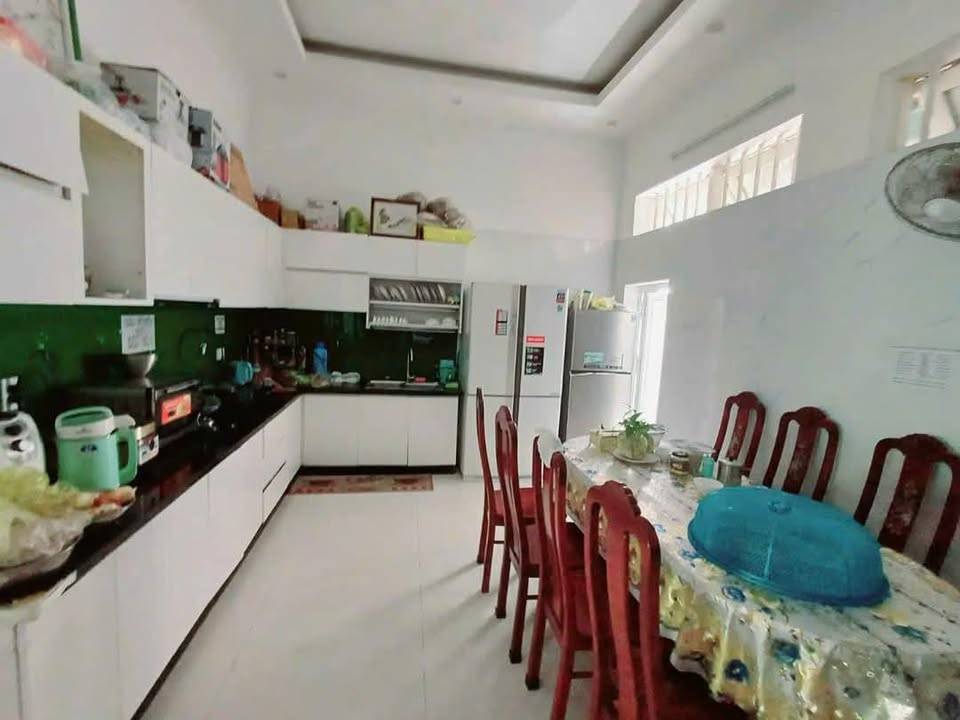 BÁN BIỆT THỰ HẺM ÔTÔ ĐƯỜNG PHAN CHU TRINH, P2, 148M (10,22 x 15,7) - ĐÔNG NAM - GIÁ 13,9 TỶ