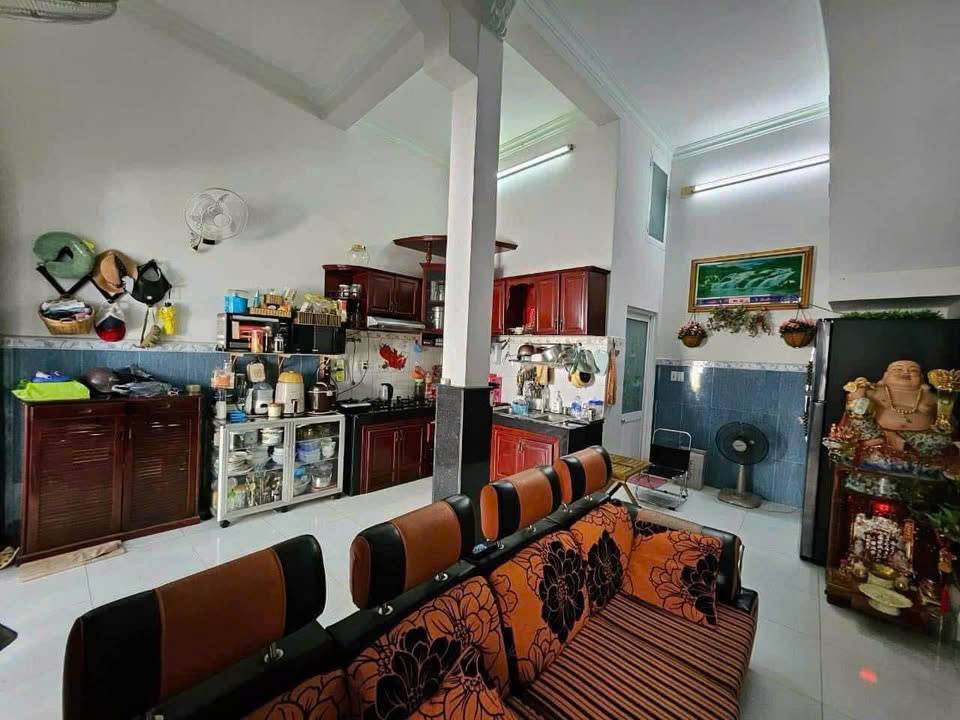 BÁN NHÀ 1 TRỆT 3 LẦU ĐƯỜNG CÔ GIANG - P4 - S= 40.4M - CHỈ 4,25 TỶ